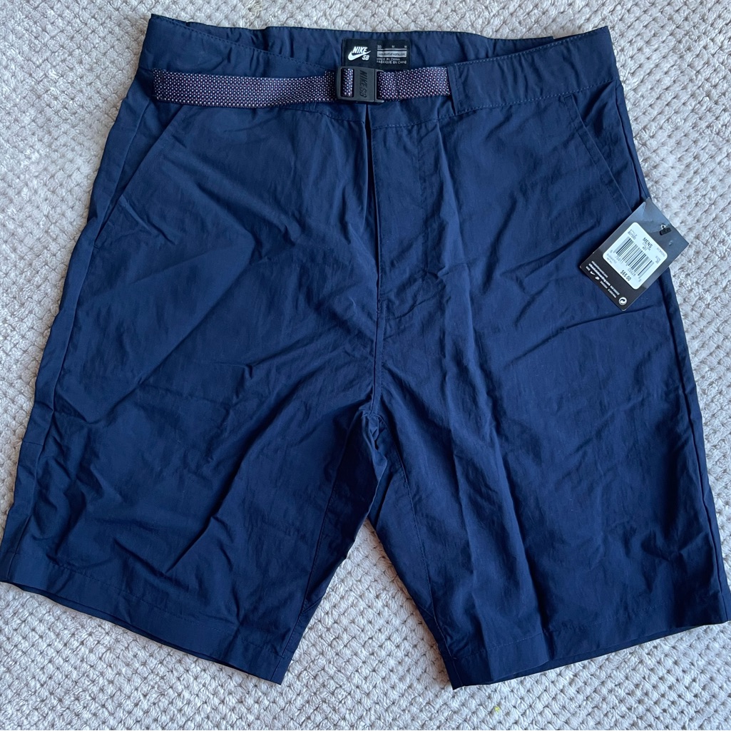 Mens Shortsnike Sb Brand Size 30 Mens Shortsnike Sb Brand Size 30